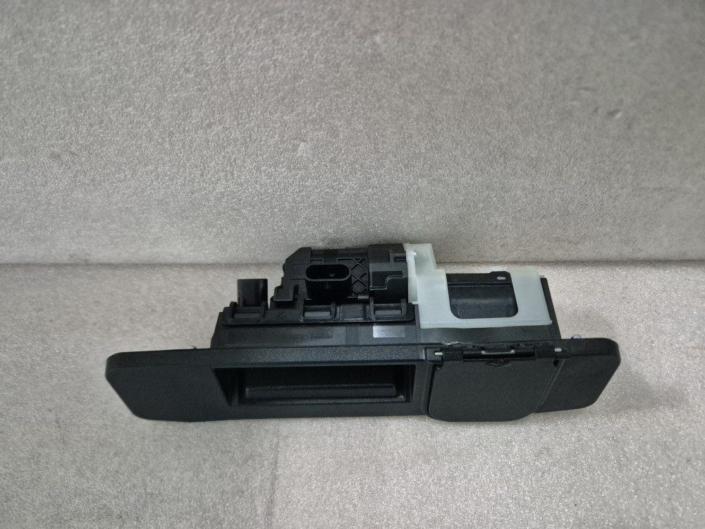 Image Content Service