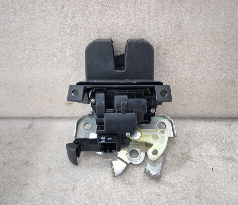 Image Content Service